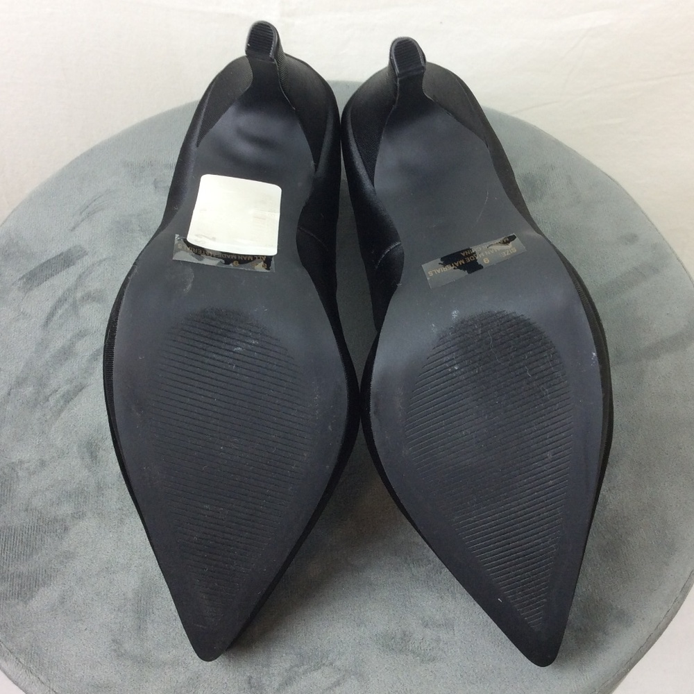 Qupid Black Satin/Nubuck Pumps - Picture 6 of 7